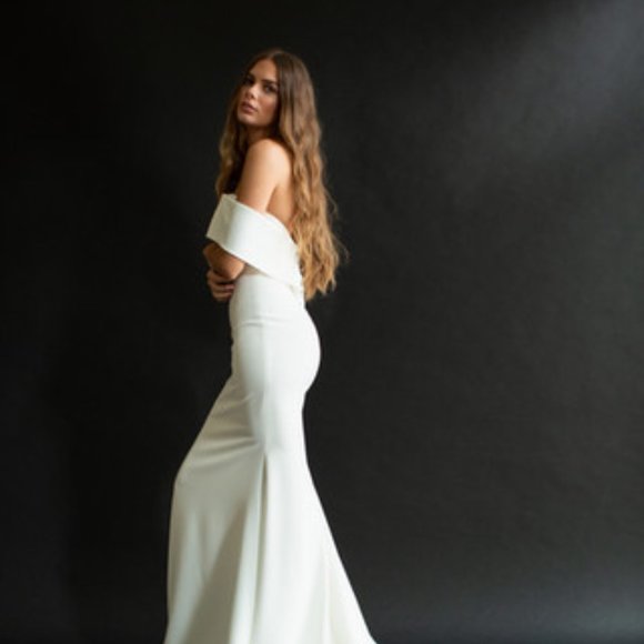 Anais Anette Dakota Wedding Dress - Picture 2 of 2